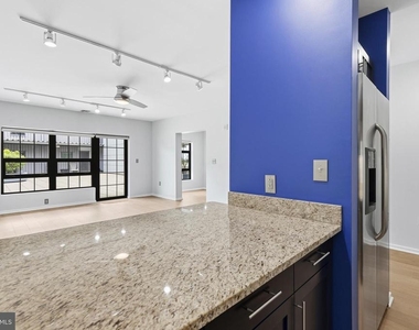1200 Steuart Street - Photo Thumbnail 6