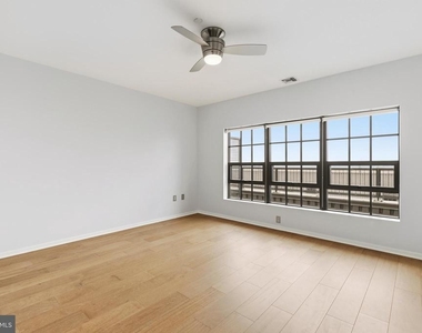 1200 Steuart Street - Photo Thumbnail 42