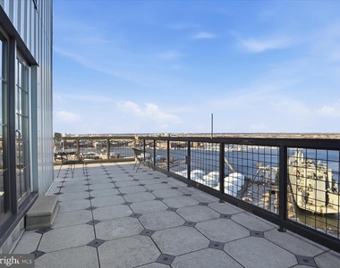 1200 Steuart Street - Photo Thumbnail 78