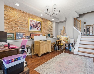 116 W Clement Street - Photo Thumbnail 6