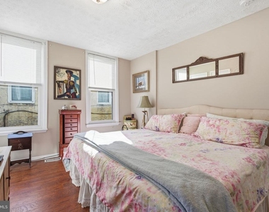 116 W Clement Street - Photo Thumbnail 16