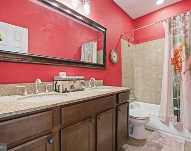 116 W Clement Street - Photo Thumbnail 27