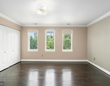 2419 Boston Street - Photo Thumbnail 23