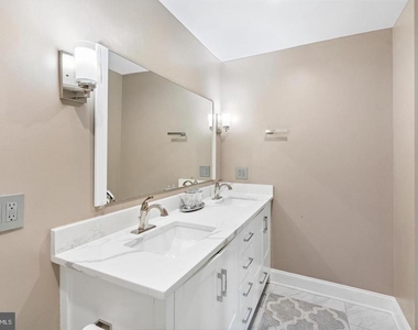 2419 Boston Street - Photo Thumbnail 25