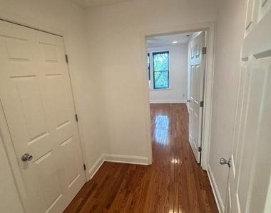 315 E 29th Street - Photo Thumbnail 16
