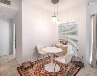 2450 Wickersham Ln - Photo Thumbnail 6