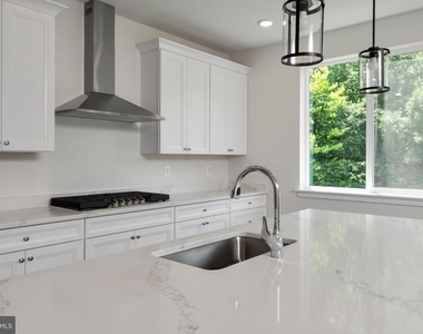 5709 Iron Stone Road - Photo Thumbnail 24
