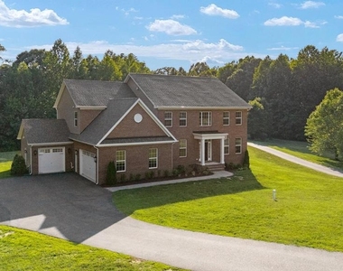 5709 Iron Stone Road - Photo Thumbnail 11