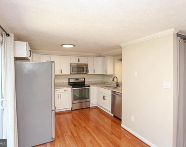 781 Willowby Run - Photo Thumbnail 8