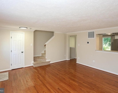 781 Willowby Run - Photo Thumbnail 11