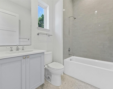 2518 Sutherland St - Photo Thumbnail 27