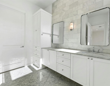 2518 Sutherland St - Photo Thumbnail 16
