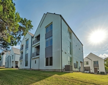 2518 Sutherland St - Photo Thumbnail 29