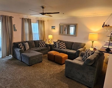 3300 Sanibel Circle - Photo Thumbnail 4