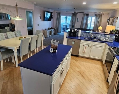 3300 Sanibel Circle - Photo Thumbnail 1