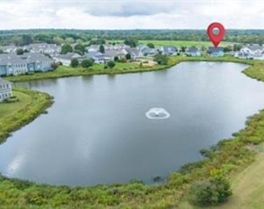 298 Lakeside Drive - Photo Thumbnail 7