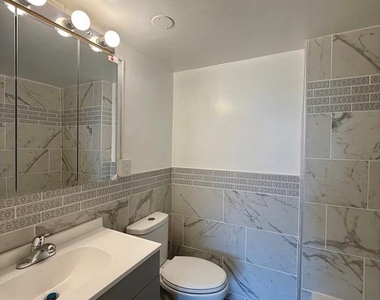 1301 N Harrison Street - Photo Thumbnail 12