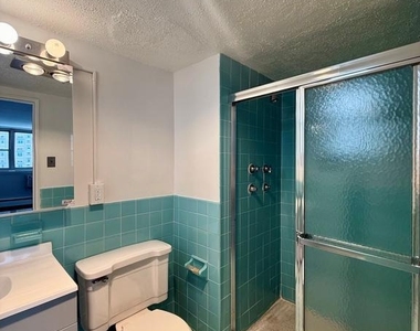 1301 N Harrison Street - Photo Thumbnail 15