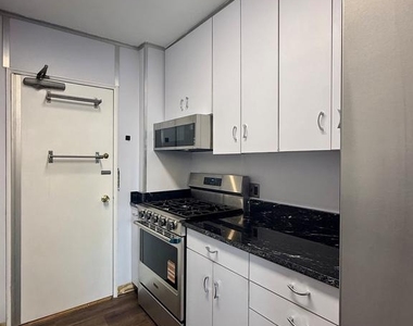 1301 N Harrison Street - Photo Thumbnail 8
