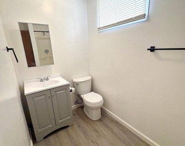 11 Sheldrake Road - Photo Thumbnail 18