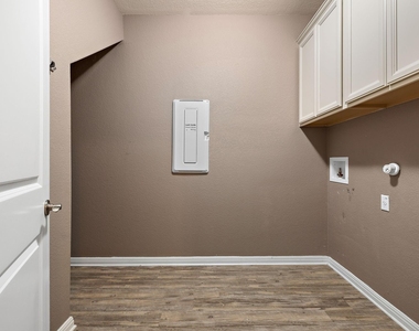 83 Prospector Ln - Photo Thumbnail 25