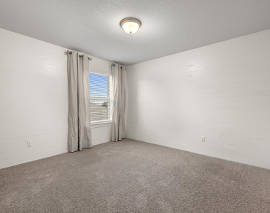 83 Prospector Ln - Photo Thumbnail 16