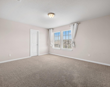 83 Prospector Ln - Photo Thumbnail 18