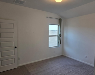 348 Fluttermill Loop - Photo Thumbnail 16