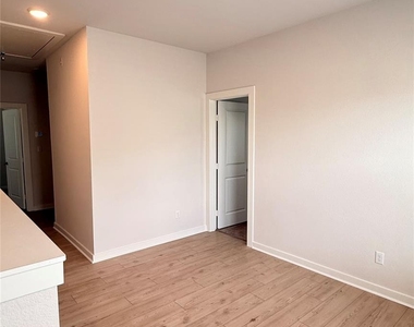 83 Hereford Loop - Photo Thumbnail 13