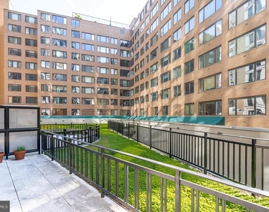 1133 14th Street Nw - Photo Thumbnail 15