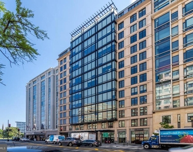 1133 14th Street Nw - Photo Thumbnail 2
