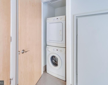1133 14th Street Nw - Photo Thumbnail 8