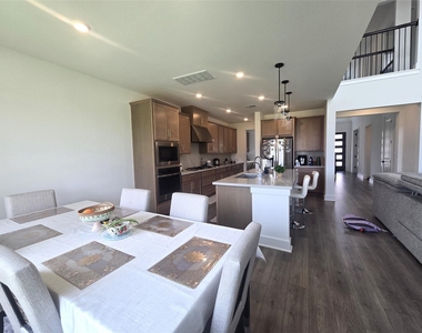 124 Ribera Dr - Photo Thumbnail 12
