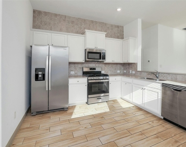2800 Joe Dimaggio Blvd - Photo Thumbnail 9