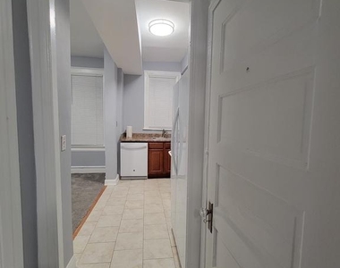 138 Rhode Island Avenue Nw - Photo Thumbnail 5