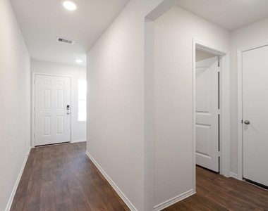 128 Granary Dr - Photo Thumbnail 7