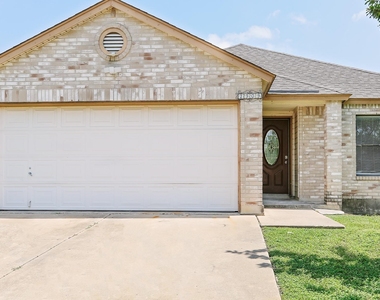 2909 Donnell Dr - Photo Thumbnail 1