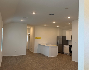 312 Nizao Ln - Photo Thumbnail 17