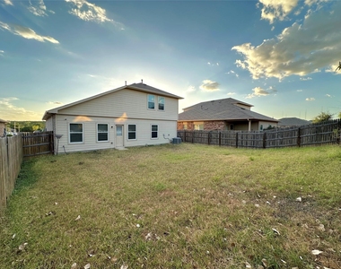 10701 Seguin Rd - Photo Thumbnail 33