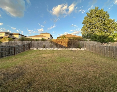 10701 Seguin Rd - Photo Thumbnail 34
