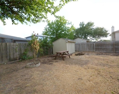 13903 Lothian Dr - Photo Thumbnail 32