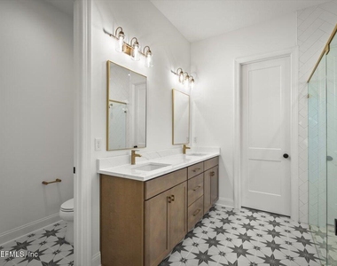 196 Zephyr Drive - Photo Thumbnail 19