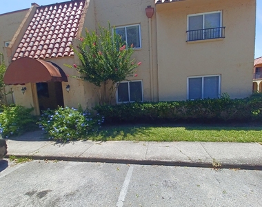 3918 La Mirada Drive N - Photo Thumbnail 1