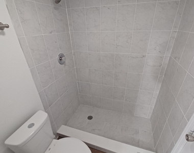 3918 La Mirada Drive N - Photo Thumbnail 13