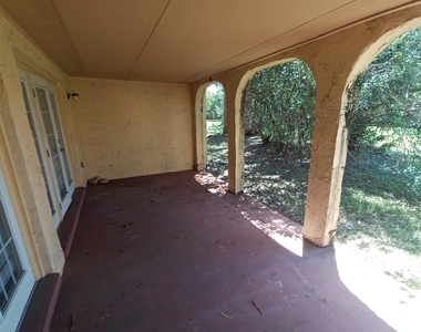 3918 La Mirada Drive N - Photo Thumbnail 20