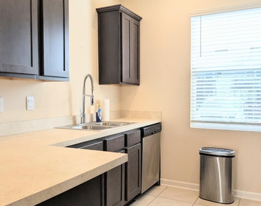 2845 Black Buck Circle - Photo Thumbnail 5