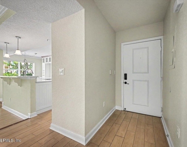 101 25th Avenue - Photo Thumbnail 6