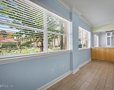 101 25th Avenue - Photo Thumbnail 12