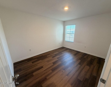 4001 Haymon Avenue - Photo Thumbnail 25