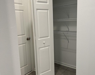 4001 Haymon Avenue - Photo Thumbnail 13